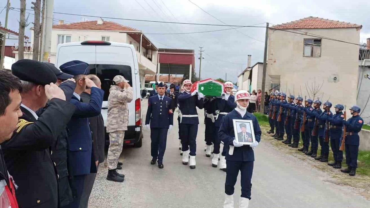 Yatağan'da Kıbrıs Gazisi Yelaldı son yolculuğuna uğurlandı