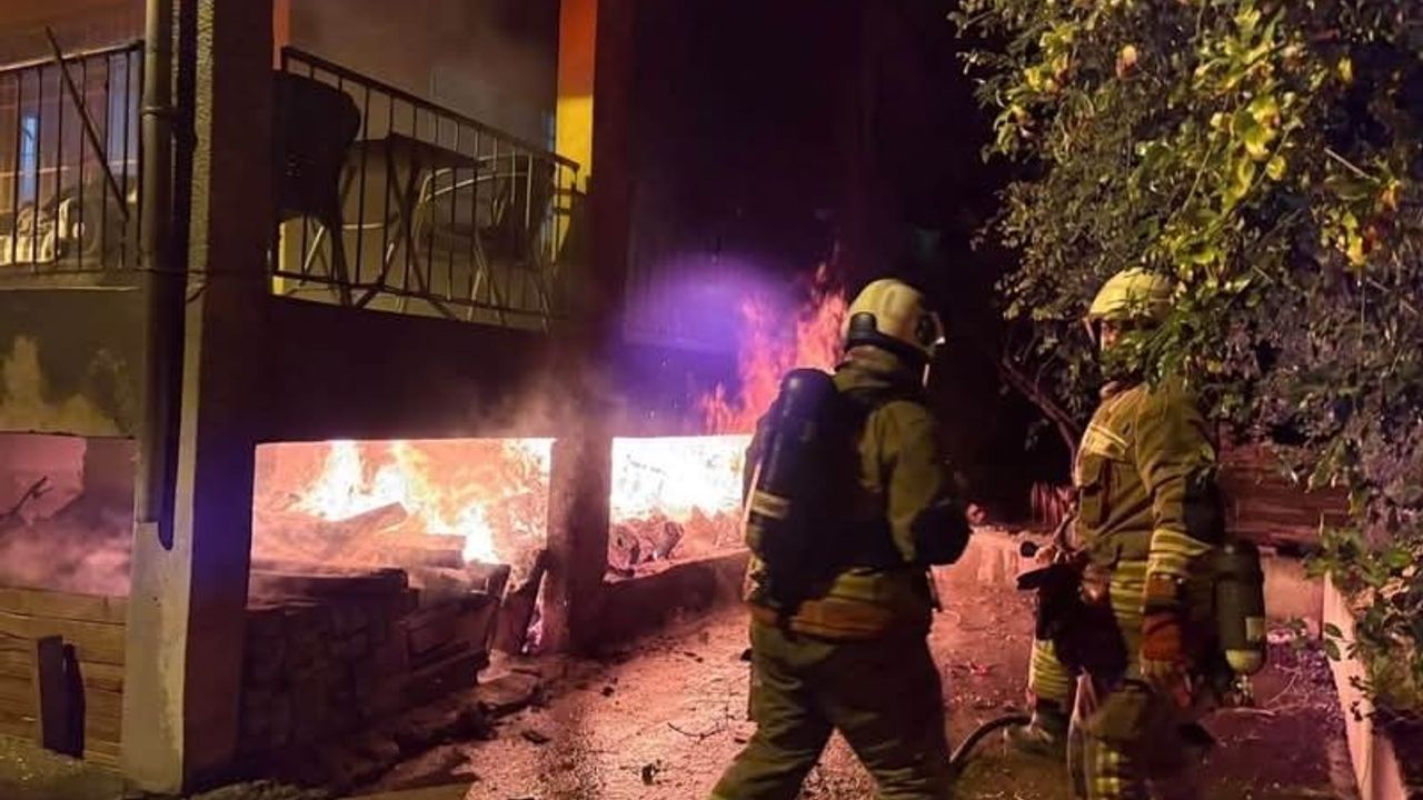 İskenderun'da bodrum kat yangını söndürüldü