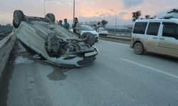 Hatay'da otomobil takla attı: 3 yaralı