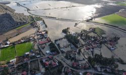 Adana'da afetin boyutu havadan görüntülendi