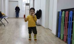 Serebral palsili Eren'in ailesine umut olan ilk adımları yüzleri güldürdü