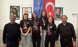 Antakya Belediyesi Yüzme Sporcularından Anma Yarışlarında Madalya Yağmuru