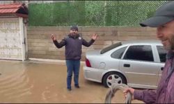 Hatay'da dolu ve sağanak yağış sonrası sel meydana geldi