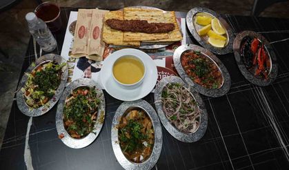 Adanalı kebapçılar Ramazan'a hazır: İftar sofralarında lezzet şöleni yaşanacak