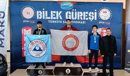 Hataylı Sporcu Bilek Güreşi Türkiye Şampiyonası’nda Türkiye Birincisi Oldu