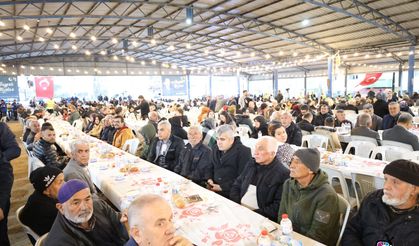 Başkan Mehmet Öntürk Yayladağı’nda Vatandaşlarla İftar Yaptı: “Tüm Mahalleler İçilebilir Temiz Suya Kavuştu”