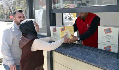 Mersin Büyükşehir Belediyesinden fenilketonüri hastalarına gıda desteği