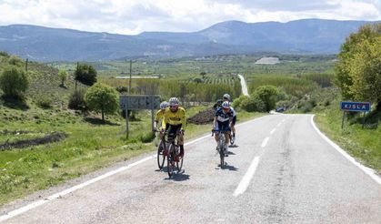 Mersin'de 120 sporcu 126 kilometrelik etapta yarıştı