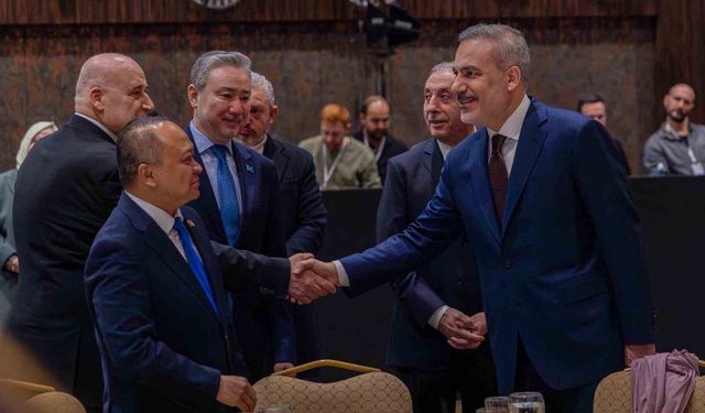 Bakan Fidan, İİT üyesi ve gözlemcisi ülkelerin büyükelçileriyle iftarda bir araya geldi