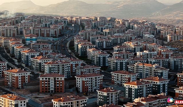 Hatay’da Afet Konutlarının Fiyatları Açıklandı: Konteynerde Yaşayan Kiracılar Gündemde