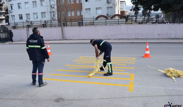 Hatay'da Trafikte Yeni Dönem: HBB’den Kavşak ve Geçitlere Müdahale!