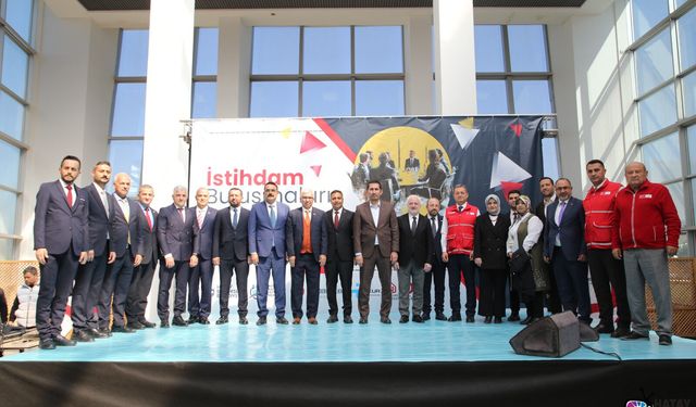 “İstihdam Buluşmaları” Etkinliğinde Gençler İş Dünyasıyla Bir Araya Geldi