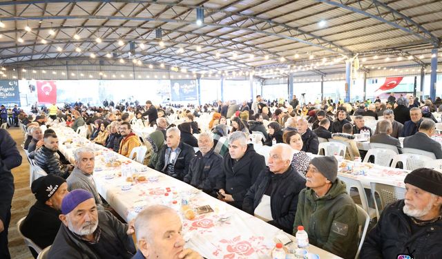 Başkan Mehmet Öntürk Yayladağı’nda Vatandaşlarla İftar Yaptı: “Tüm Mahalleler İçilebilir Temiz Suya Kavuştu”