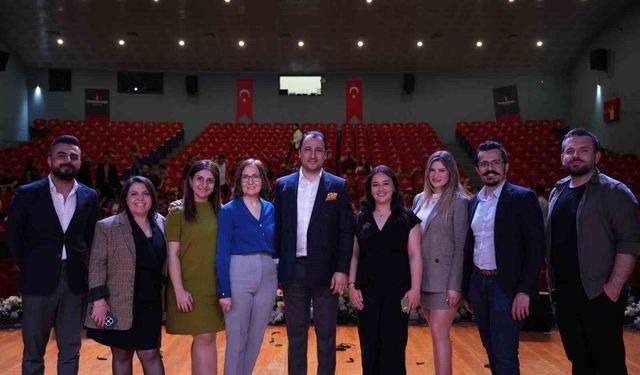 Çimentaş'tan 23 Nisan'da Hataylı öğrencilere eğitim ve dayanışma desteği