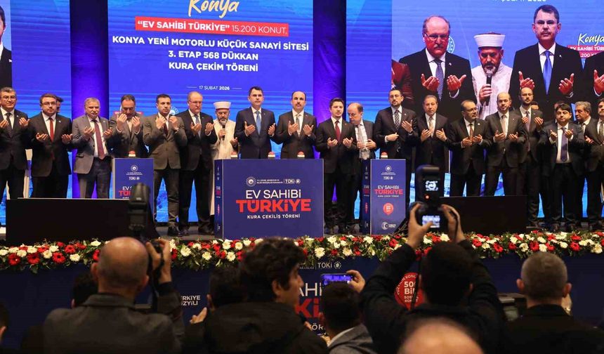 Bakan Kurum: 'Biz lafla değil, eserle konuşuyoruz'