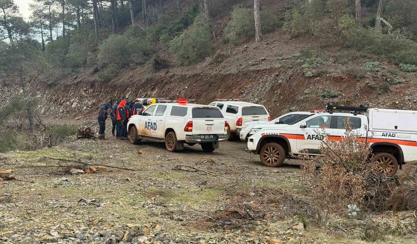 Hatay'da penceredeki sinekliği parçalayarak evden ayrılan psikolojik rahatsızlığı olan genç 5. günde aranıyor