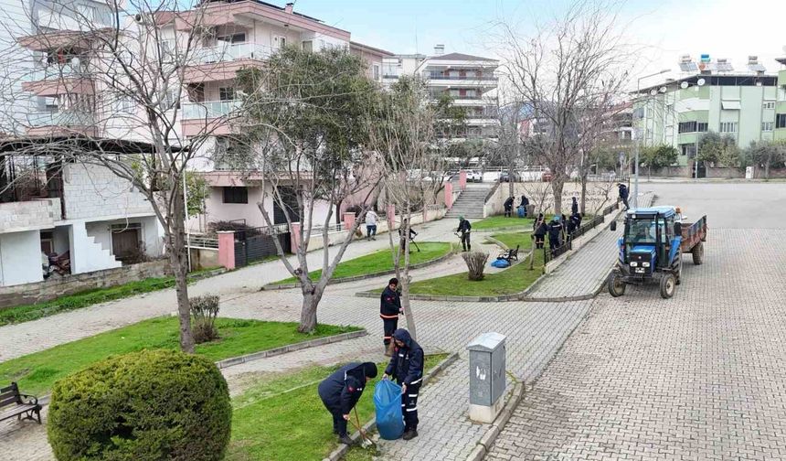 Nazilli'de parklar bahara hazırlanıyor