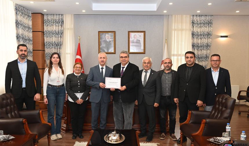 Hatay Mustafa Kemal Üniversitesi’ne “Beslenme Dostu ve Fiziksel Aktiviteyi Destekleyen İşyeri” Sertifikası