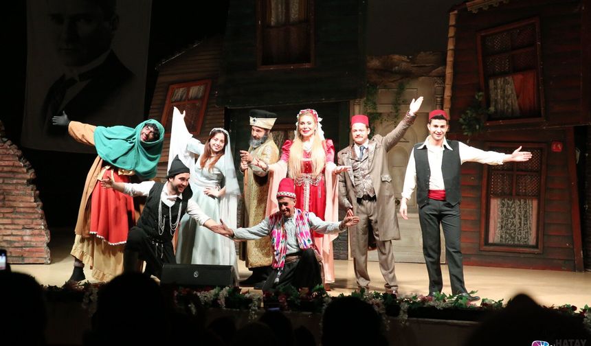 Cengiz Küçükayvaz Hatay’da Sahne Aldı! Ramazan Çadırında Kahkaha Tufanı