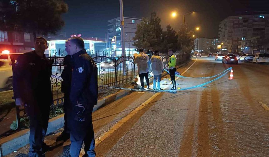 Batman'da otomobilin çarptığı yaşlı kadın hayatını kaybetti