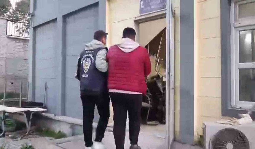 Hatay'da hapis cezaları nedeniyle aranan 3 kişi tutuklandı