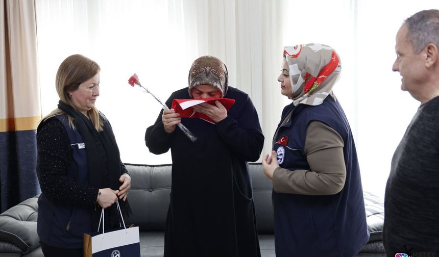 Kadınlar Günü’nde Anlamlı Destek: HBB’den Şehit ve Deprem Şehidi Ailelerine Ziyaret