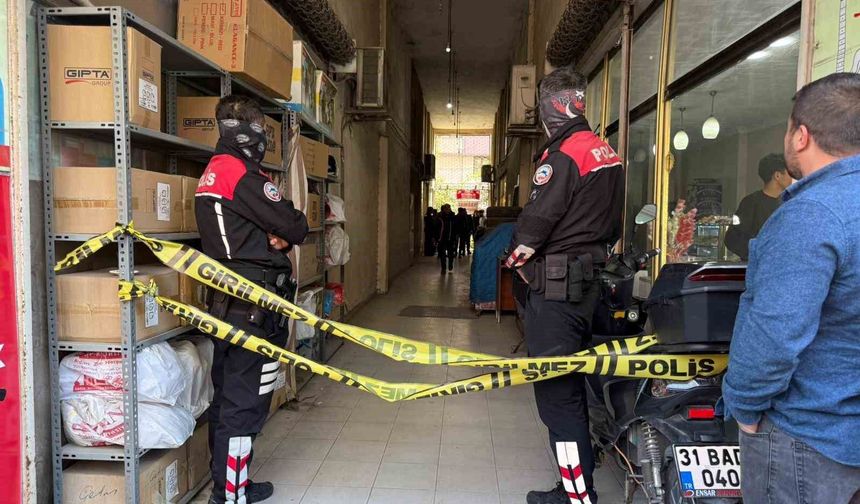Esnaf iş yerinde ölü bulundu
