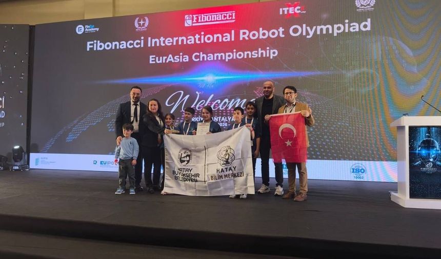 Hataylı öğrenciler uluslararası robot olimpiyatlarında büyük başarı elde etti
