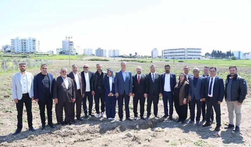 Nacar, Karataş'ta sağlık tesislerini inceledi